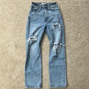 Abercrombie The Ankle Straight Ultra High Rise